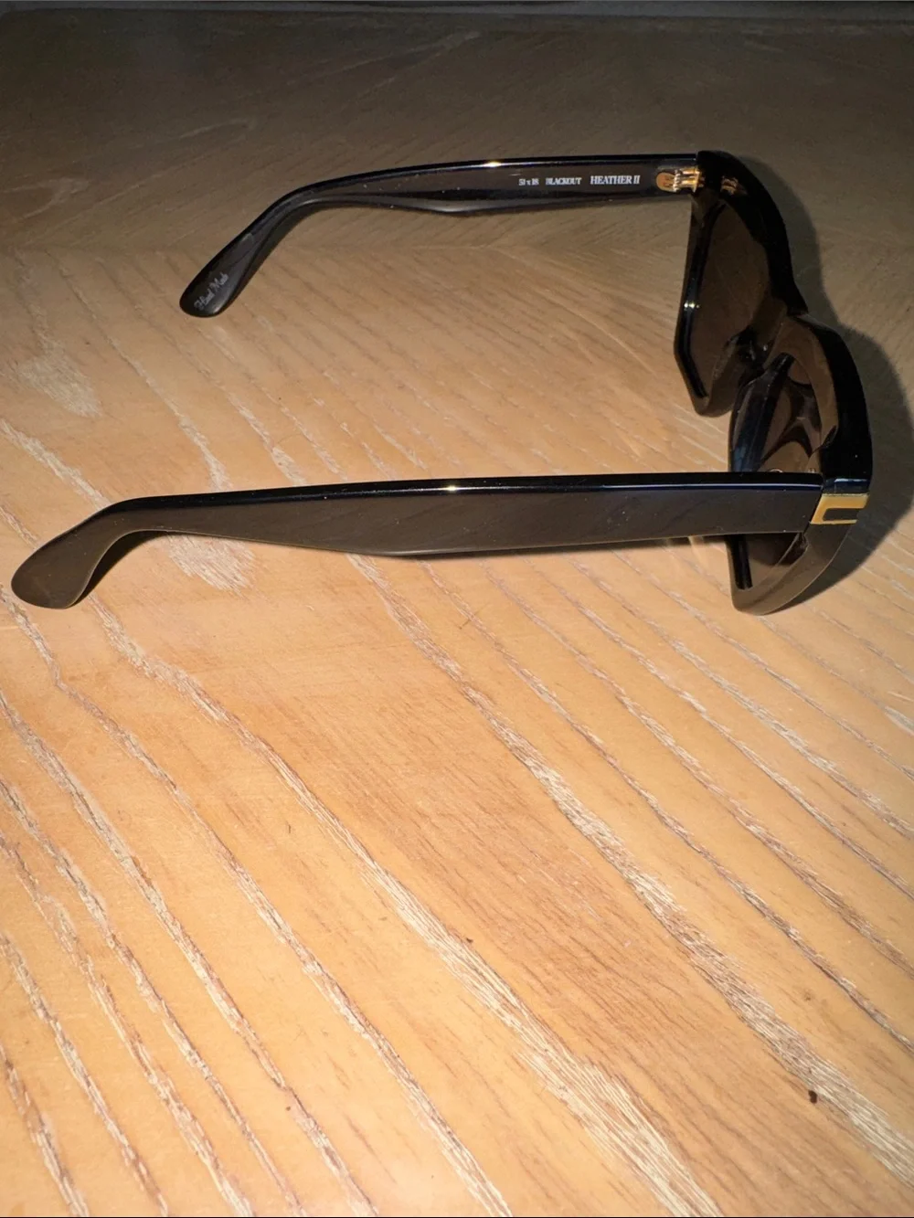 Feroce Black Cat-Eye Women's Sunglasses